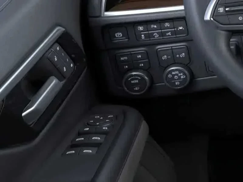 Thumbnail: 2026 Chevrolet Suburban - 12