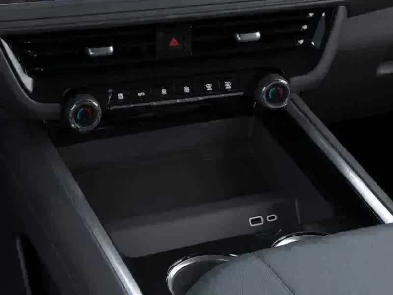 Thumbnail: 2026 Chevrolet Tahoe - 10