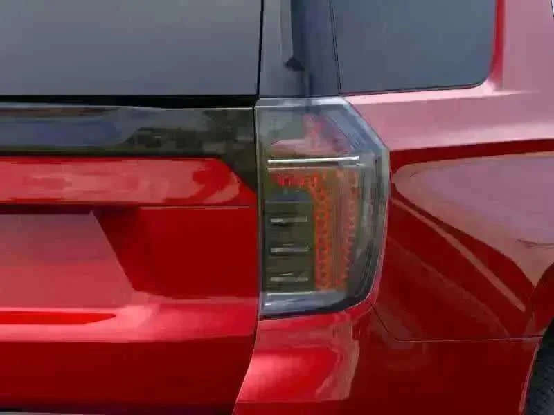 Thumbnail: 2026 Chevrolet Tahoe - 12