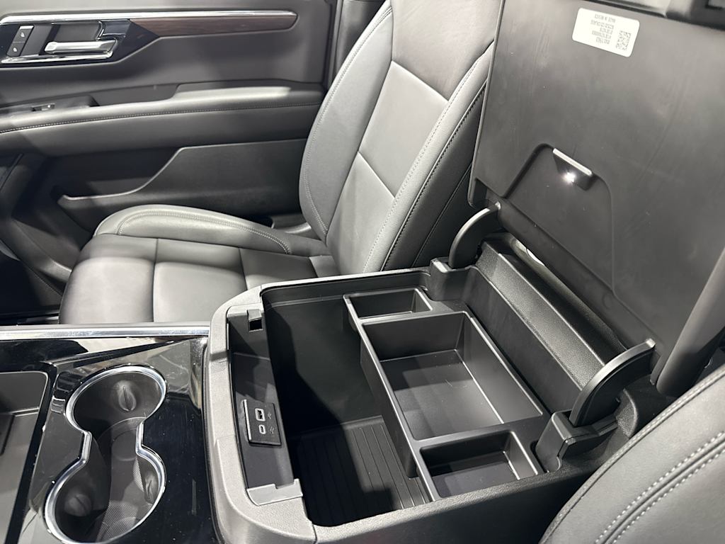 Thumbnail: 2026 Chevrolet Tahoe - 10
