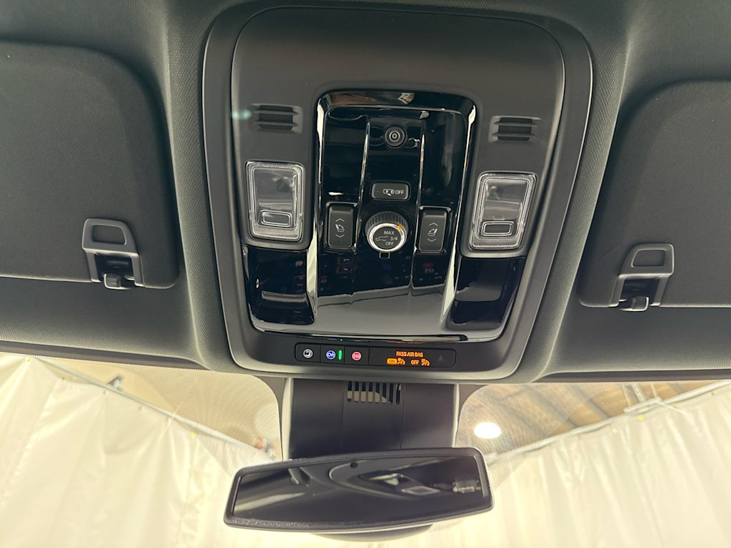 Thumbnail: 2026 Chevrolet Tahoe - 25