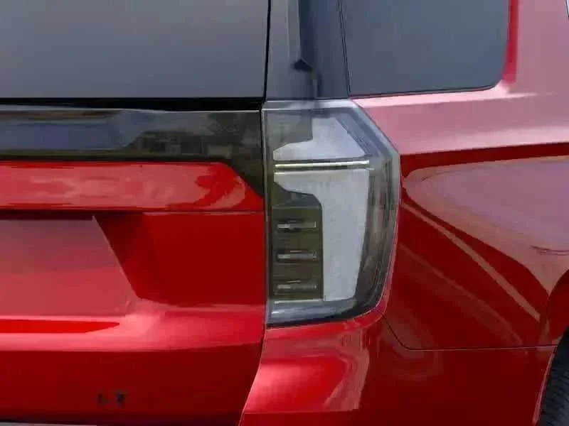 Thumbnail: 2026 Chevrolet Tahoe - 4