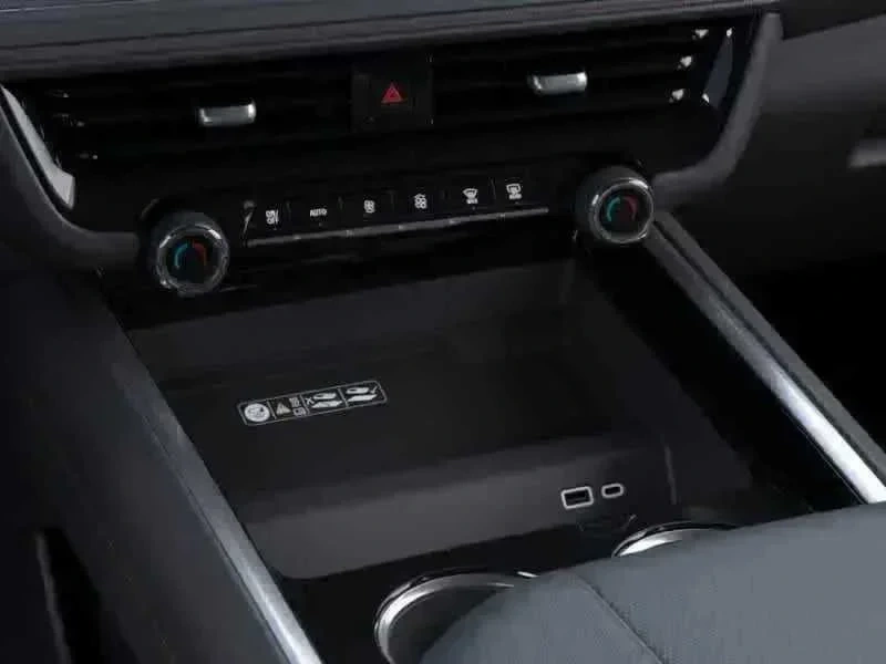 Thumbnail: 2026 Chevrolet Tahoe - 19