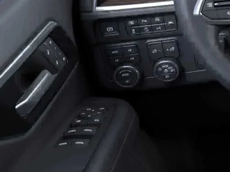 Thumbnail: 2026 Chevrolet Tahoe - 16