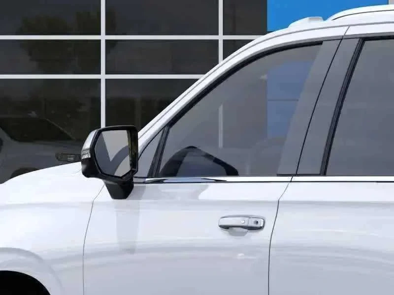 Thumbnail: 2026 Chevrolet Tahoe - 8