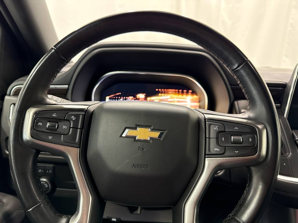 2023 Chevrolet Suburban LT - Photo 20