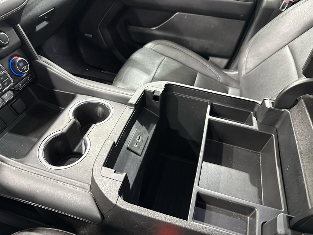 2023 Chevrolet Suburban LT - Photo 22