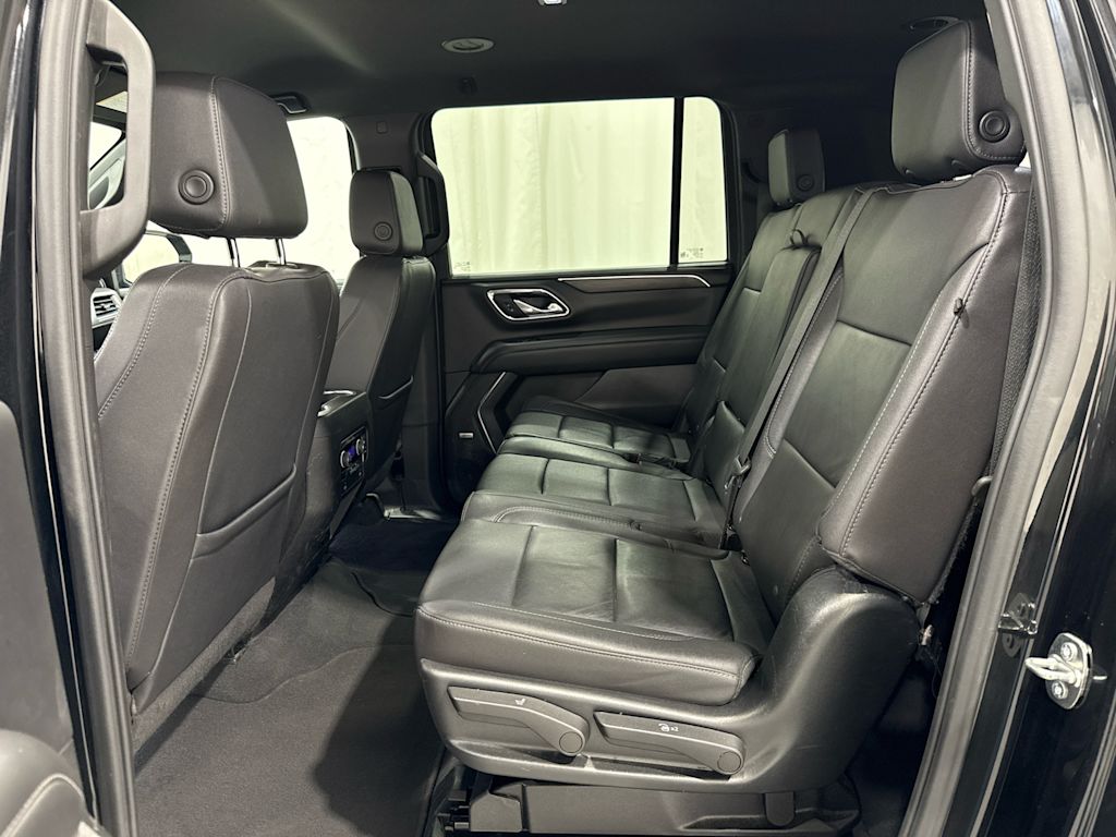 Thumbnail: 2023 Chevrolet Suburban - 11