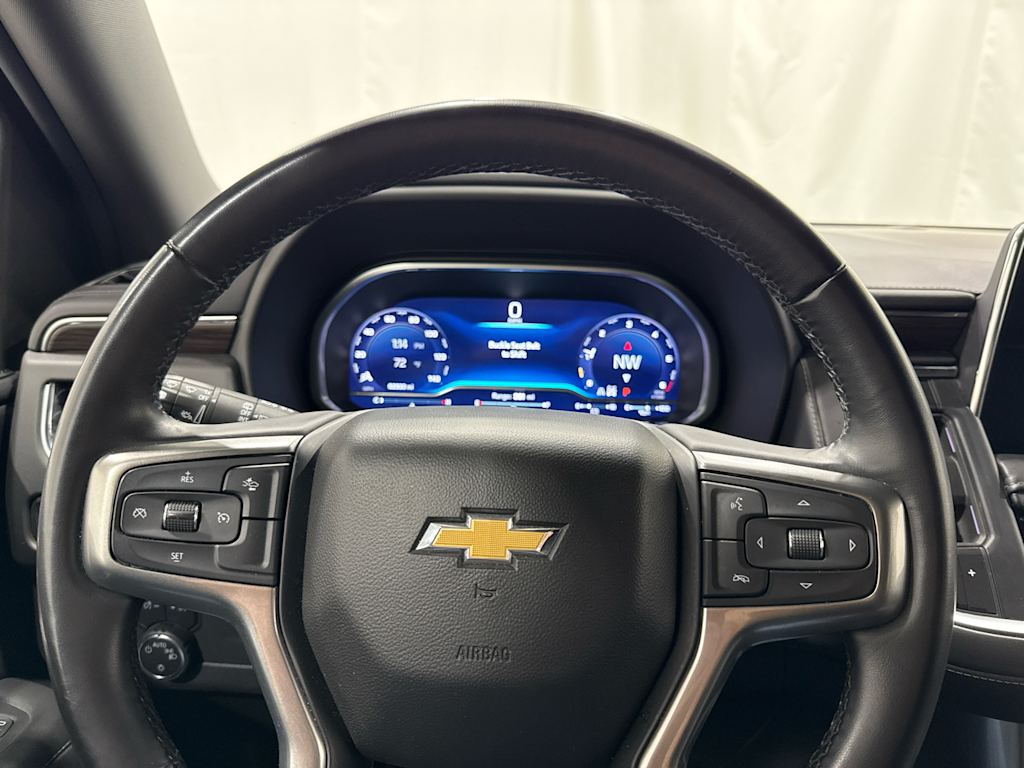 Thumbnail: 2023 Chevrolet Suburban - 8