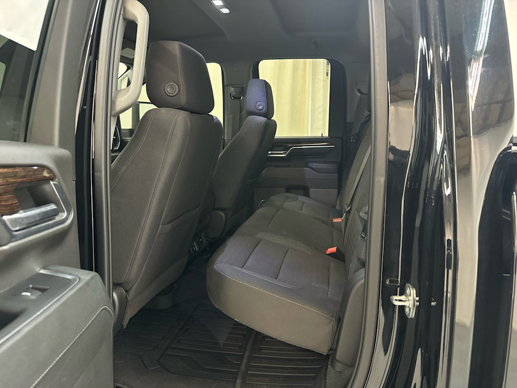 2024 GMC Sierra 2500 SLE 9