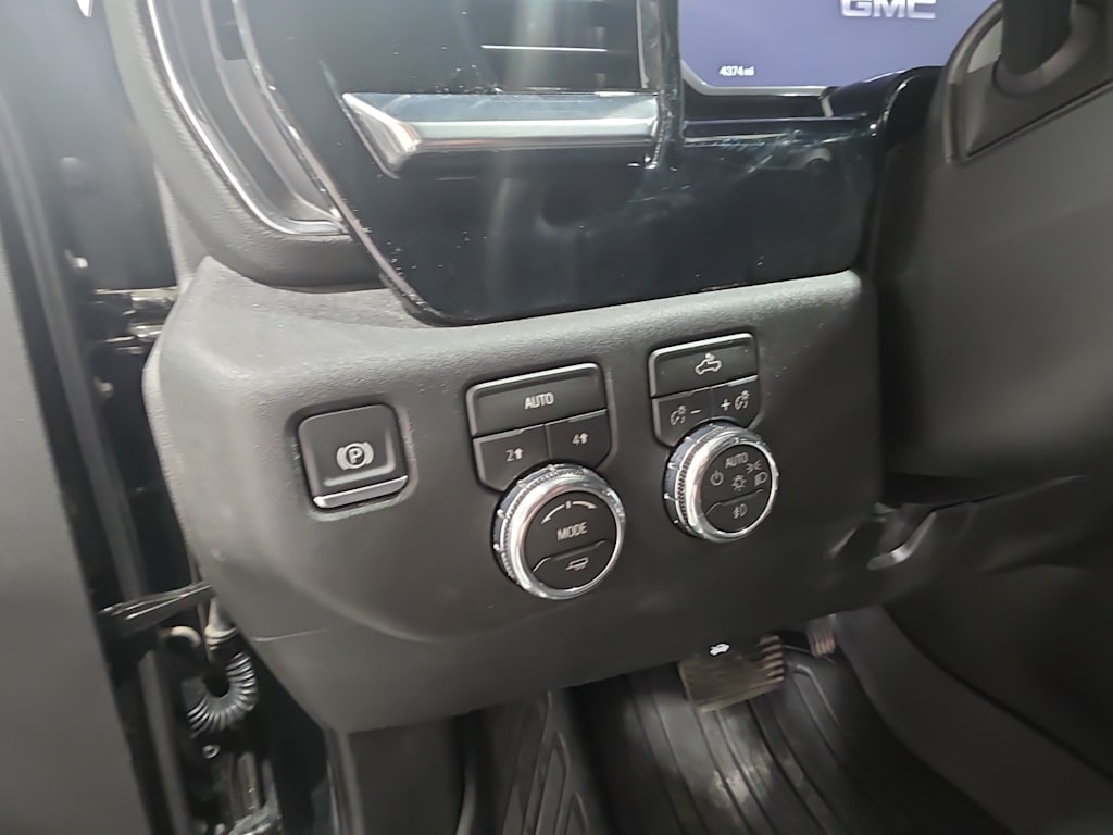 Thumbnail: 2026 GMC Sierra 1500 - 19