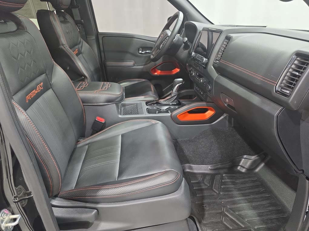 Thumbnail: 2023 Nissan Frontier - 8