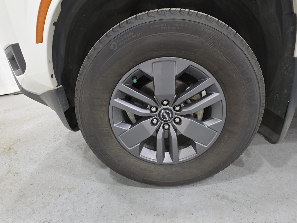 2025 Nissan Frontier SV - Photo 7