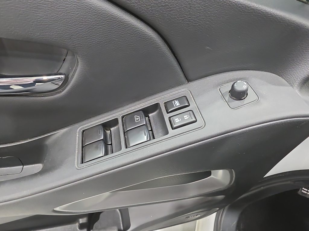 2025 Nissan Frontier SV - Photo 20