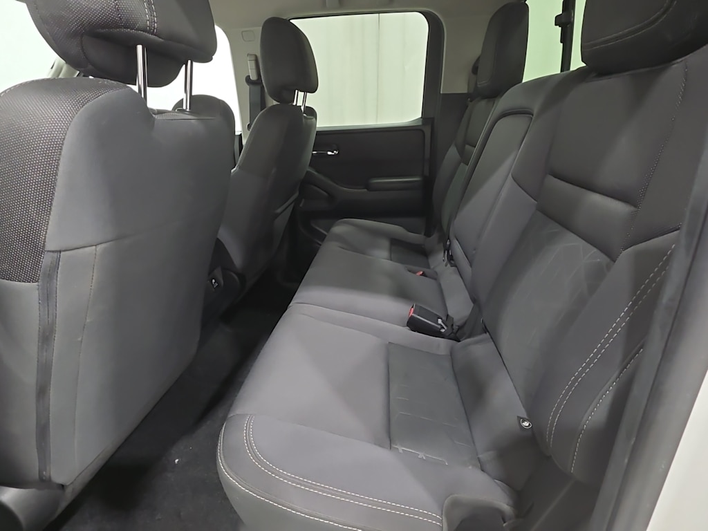 2025 Nissan Frontier SV - Photo 10