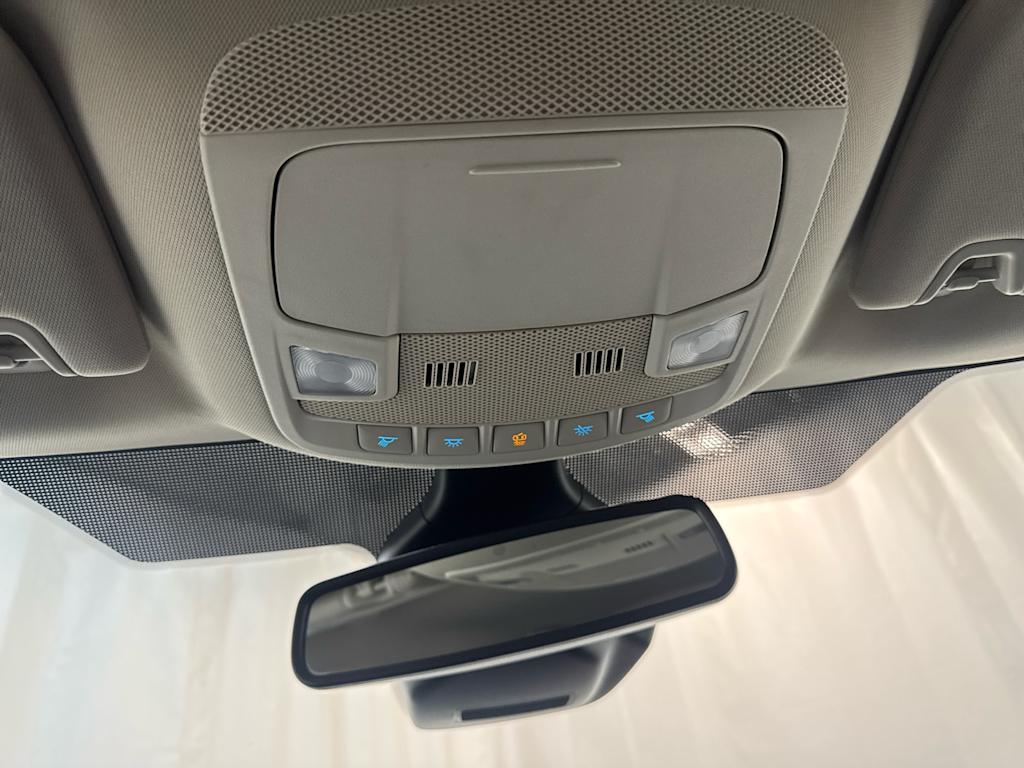 Thumbnail: 2023 Ford Edge - 22