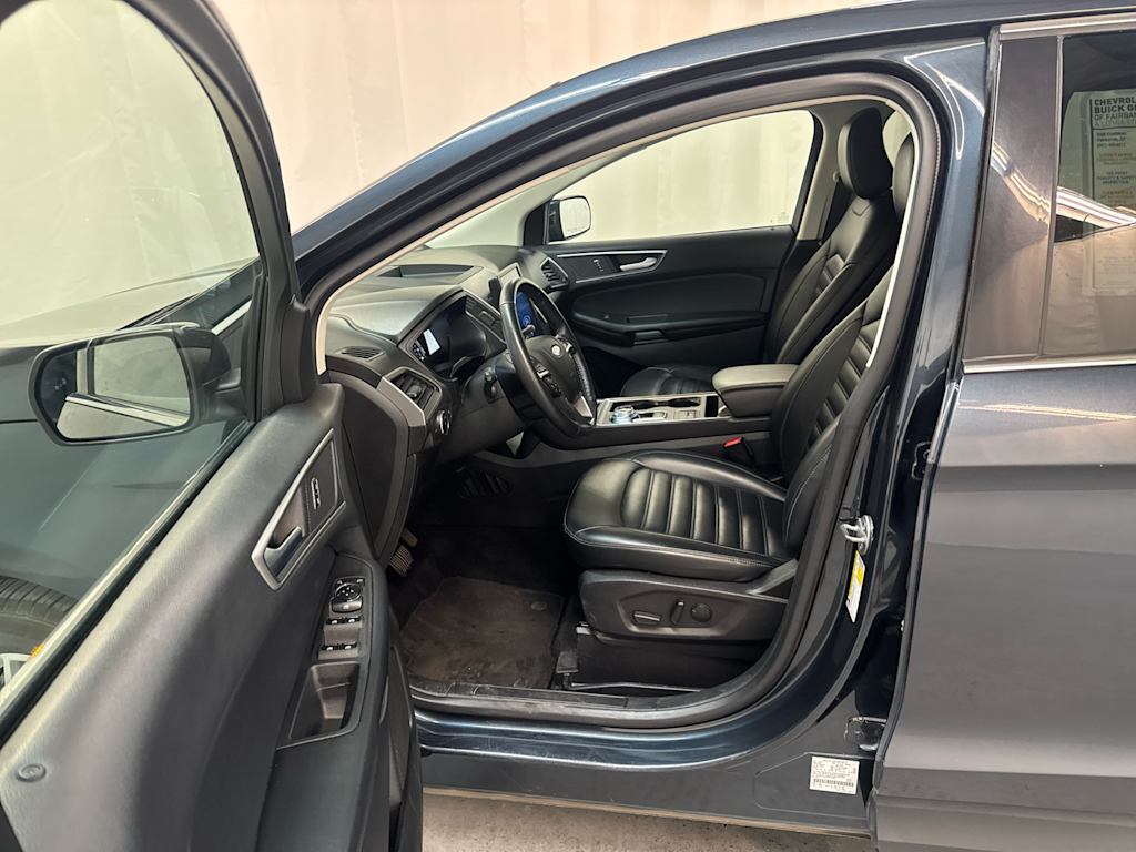 Thumbnail: 2023 Ford Edge - 15