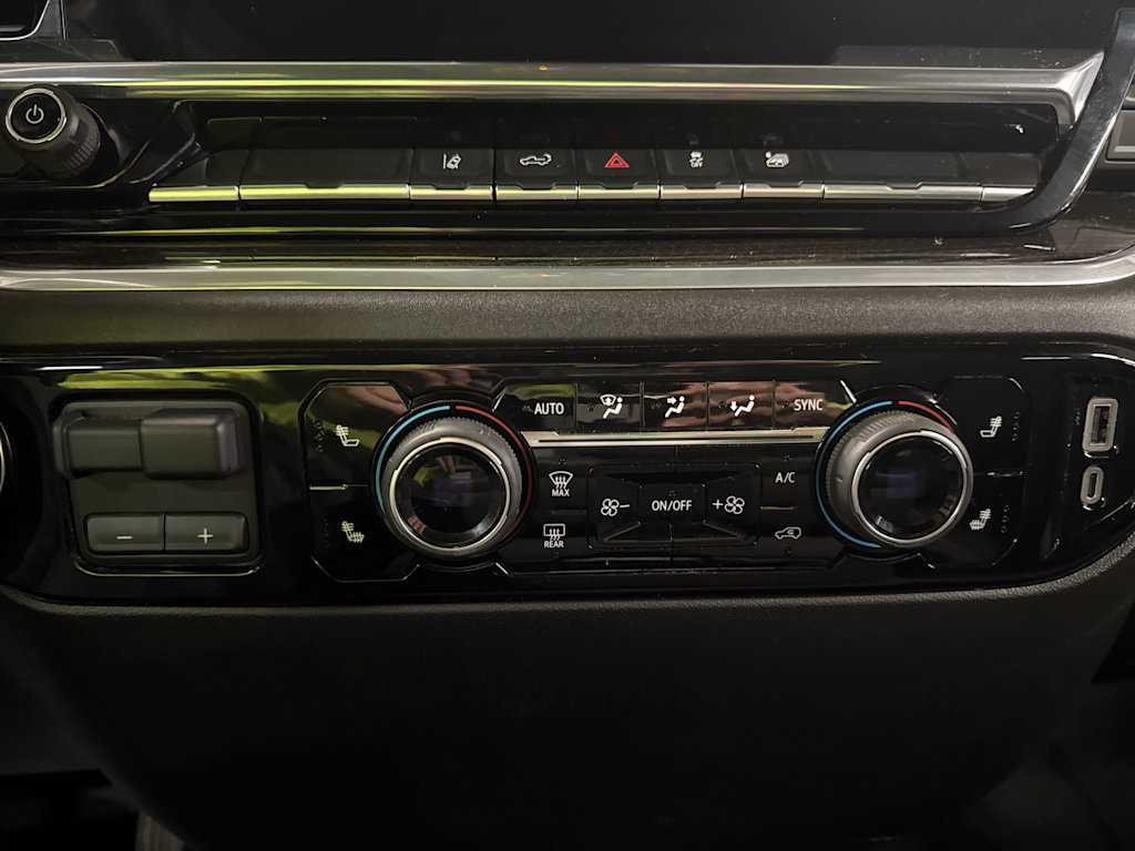 Thumbnail: 2025 Chevrolet Silverado 2500 - 22