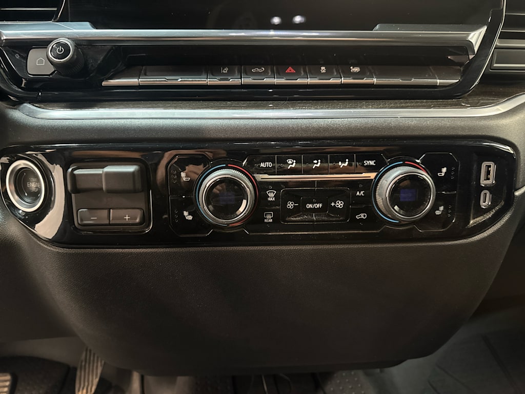 Thumbnail: 2025 Chevrolet Silverado 2500 - 22