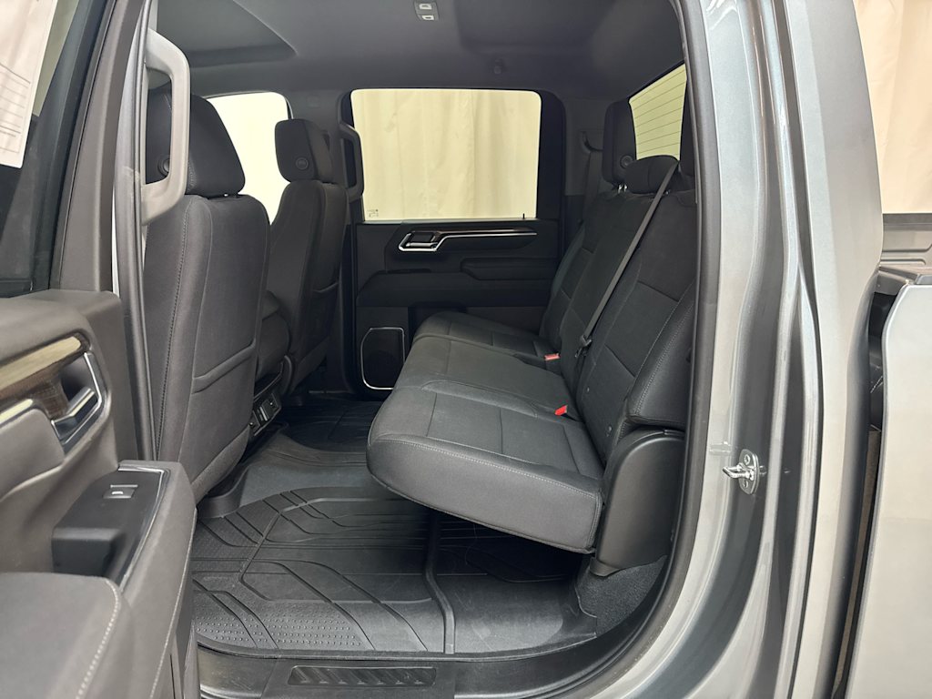 Thumbnail: 2025 Chevrolet Silverado 2500 - 9