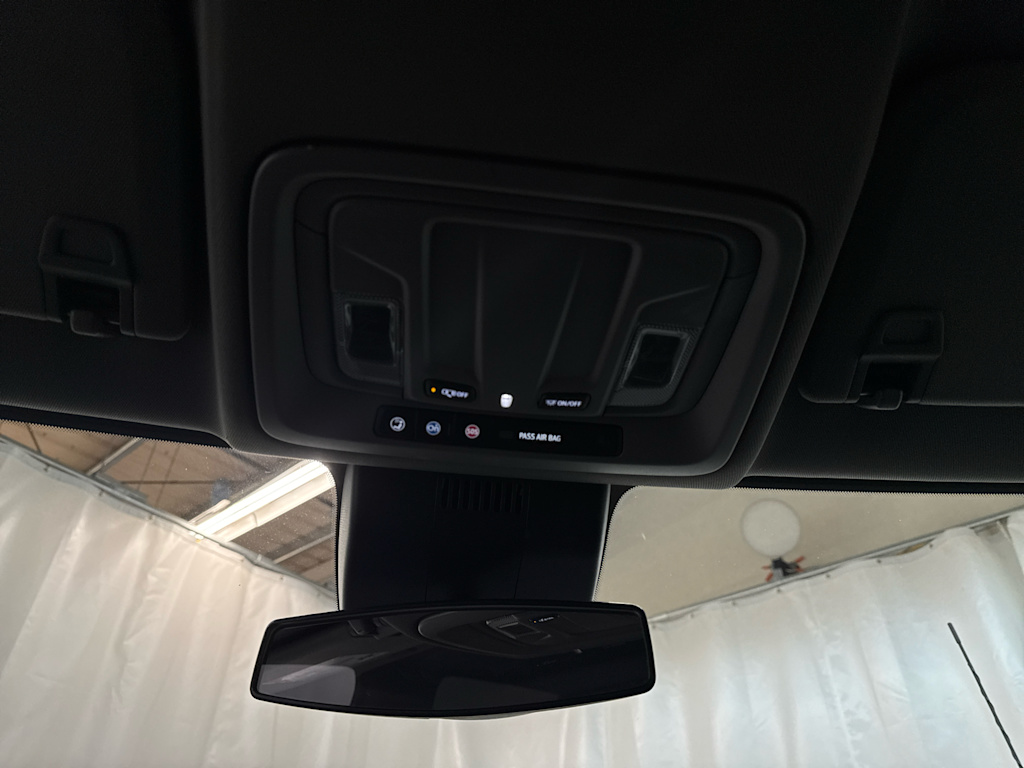 Thumbnail: 2025 Chevrolet Silverado 2500 - 23