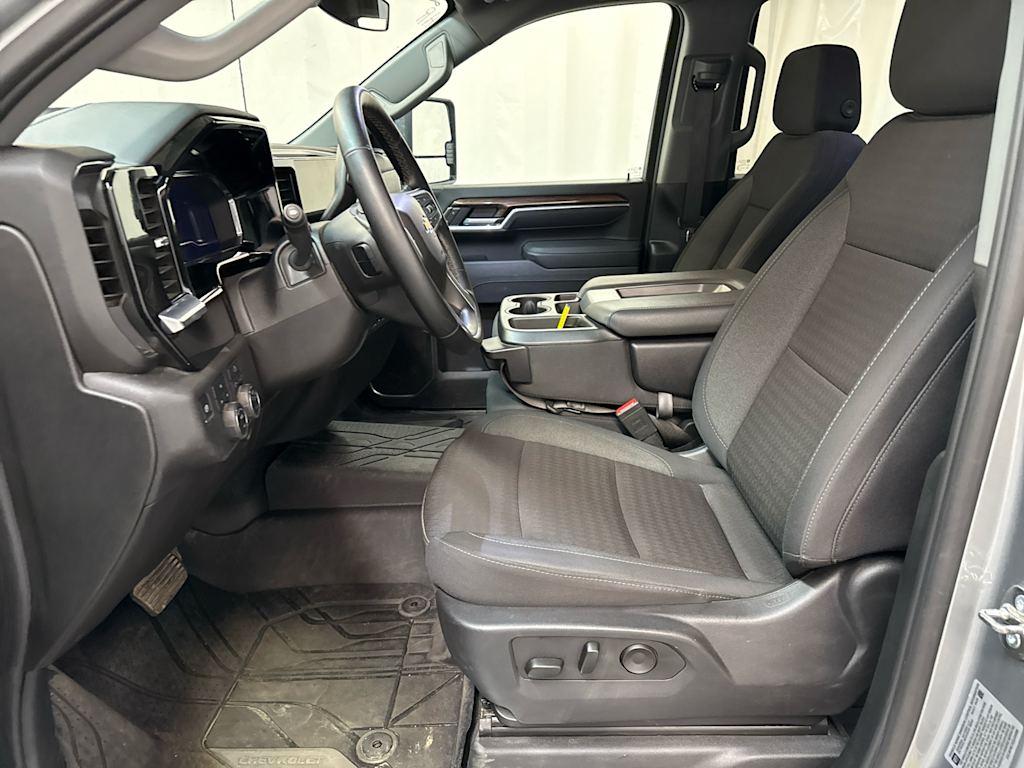 Thumbnail: 2025 Chevrolet Silverado 2500 - 9