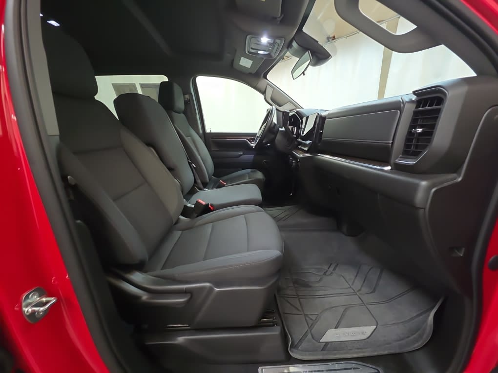 Thumbnail: 2024 Chevrolet Silverado 2500 - 18