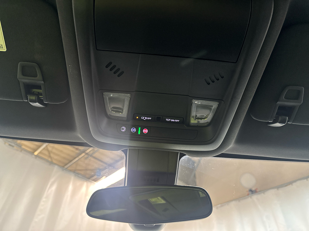 Thumbnail: 2022 Chevrolet Equinox - 22