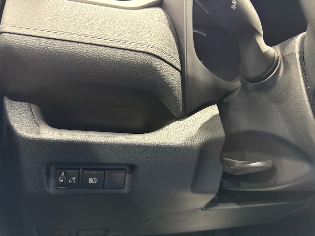 Thumbnail: 2023 Toyota RAV4 - 24
