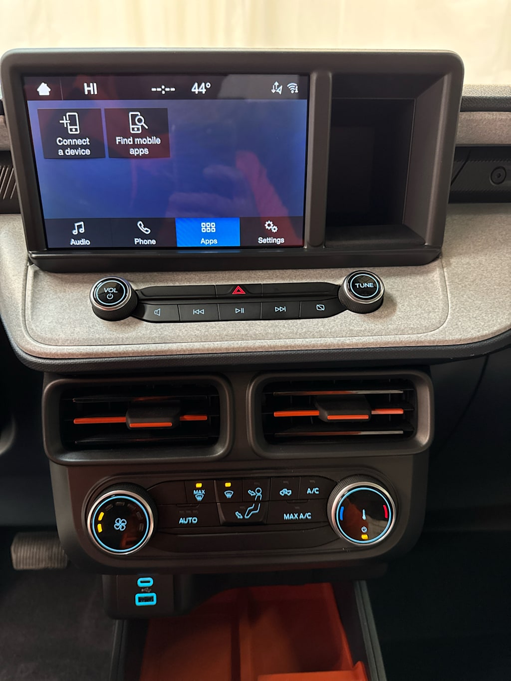 Thumbnail: 2024 Ford Maverick - 24