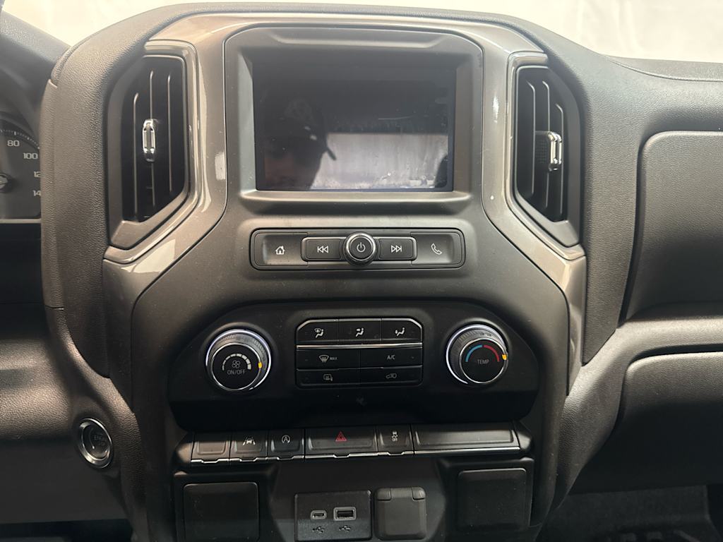 Thumbnail: 2025 Chevrolet Silverado 1500 - 8