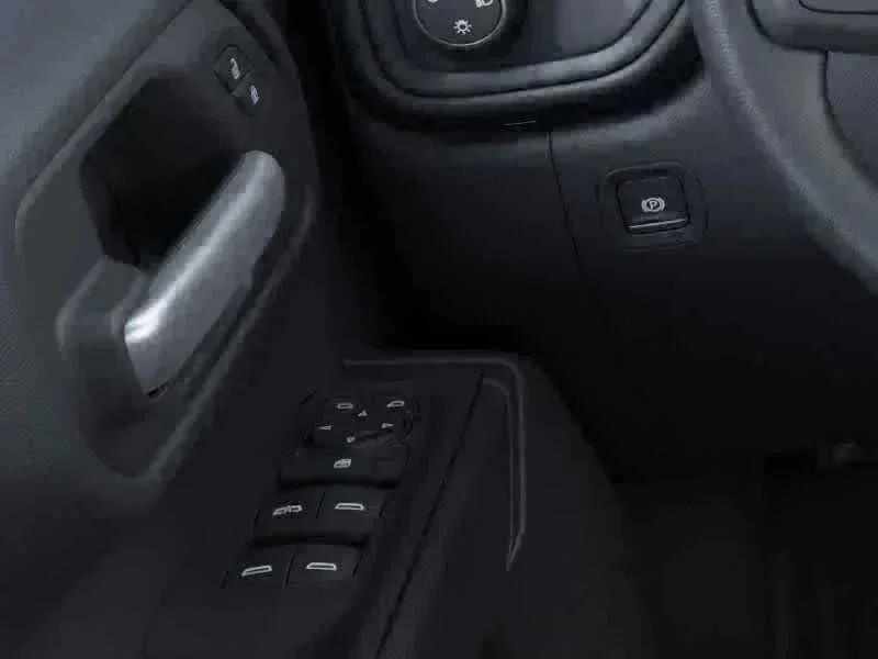 Thumbnail: 2026 Chevrolet Silverado 1500 - 16
