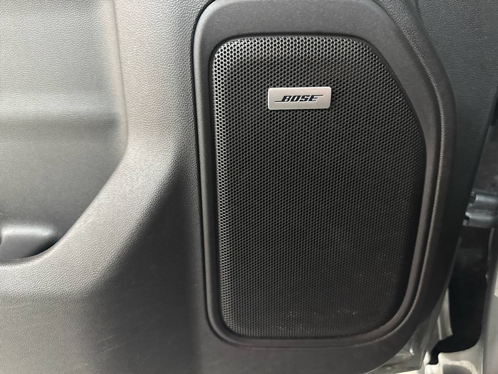 Thumbnail: 2021 Chevrolet Silverado 1500 - 21