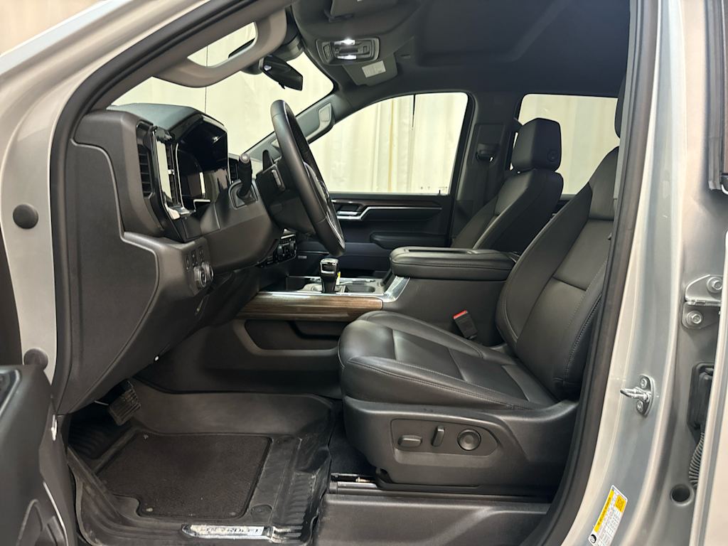 Image 9 of 2022 Chevrolet Silverado 1500