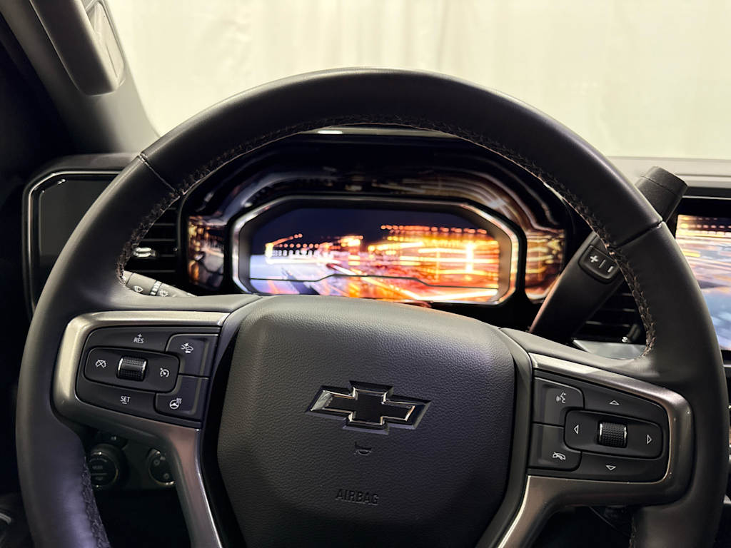 Thumbnail: 2025 Chevrolet Silverado 1500 - 2