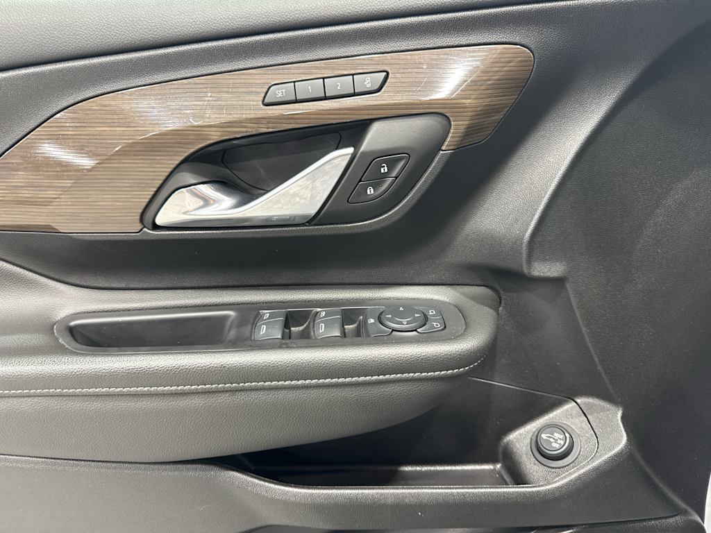 Thumbnail: 2024 GMC Terrain - 21