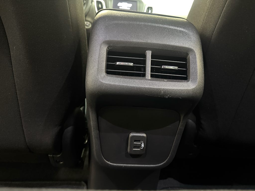 Thumbnail: 2024 Chevrolet Equinox - 16