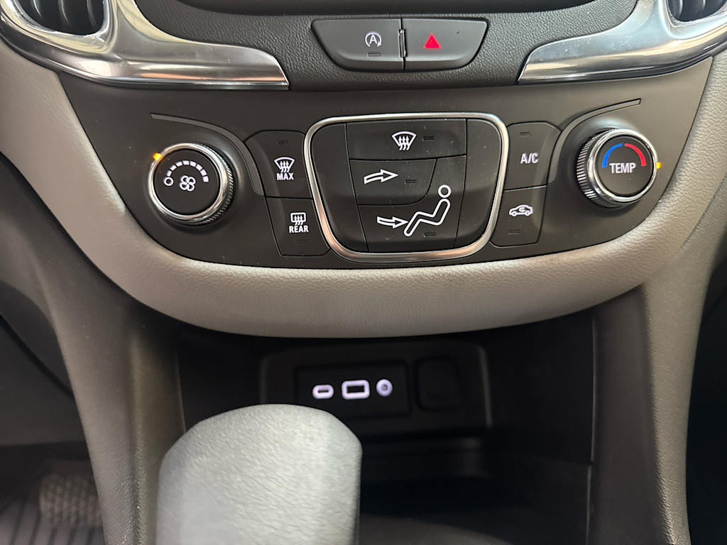 Thumbnail: 2024 Chevrolet Equinox - 21