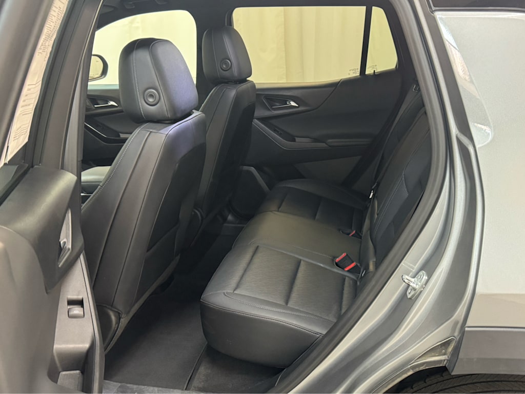 Thumbnail: 2025 Chevrolet Equinox - 9