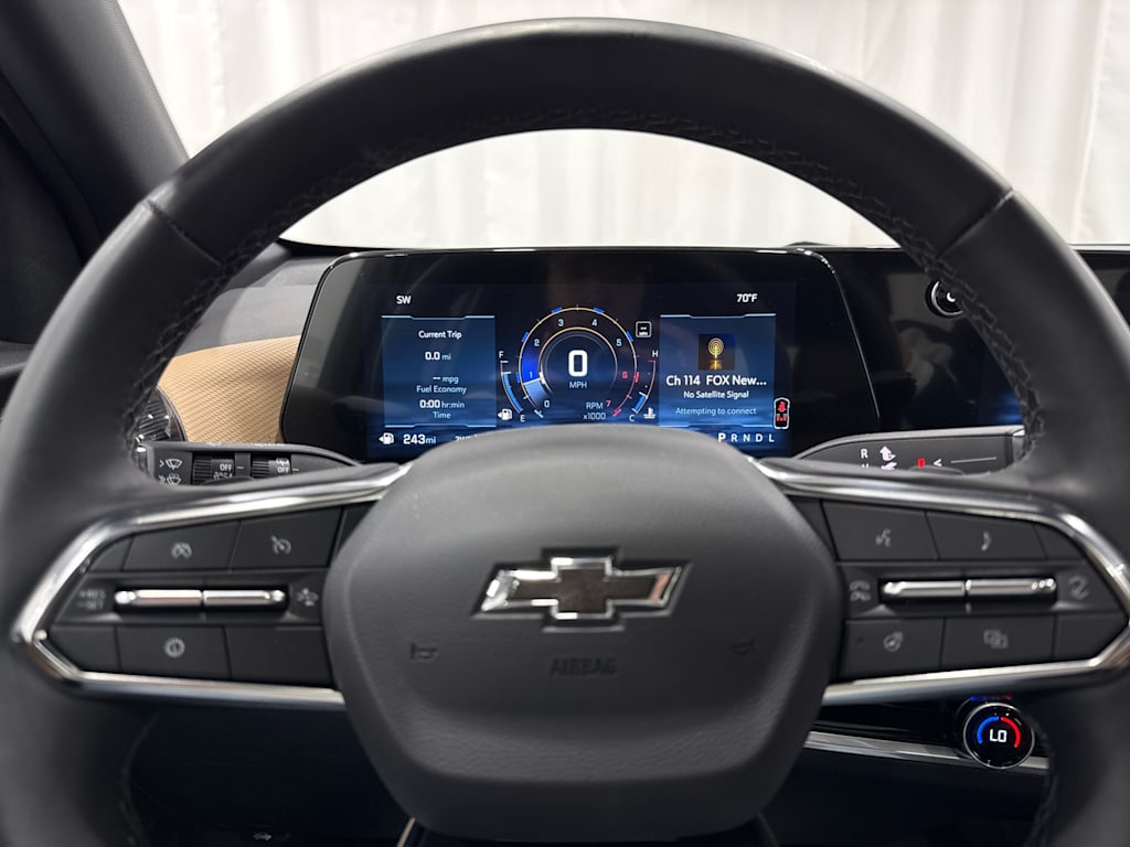 Thumbnail: 2026 Chevrolet Equinox - 25