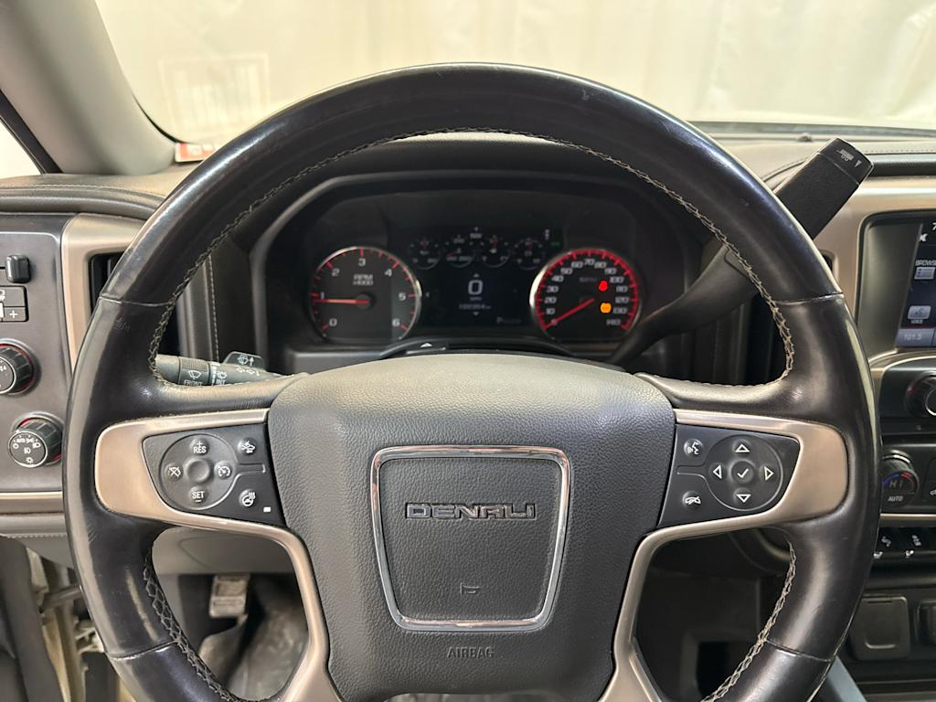 2015 GMC Sierra 1500 Denali 2