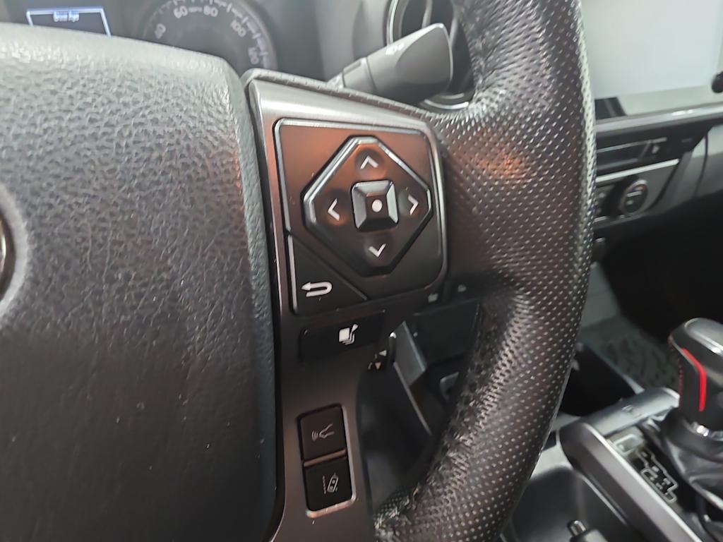 Thumbnail: 2020 Toyota Tacoma - 22