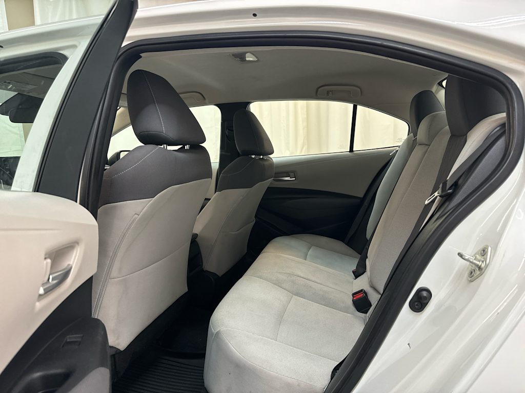 2020 Toyota Corolla LE 9