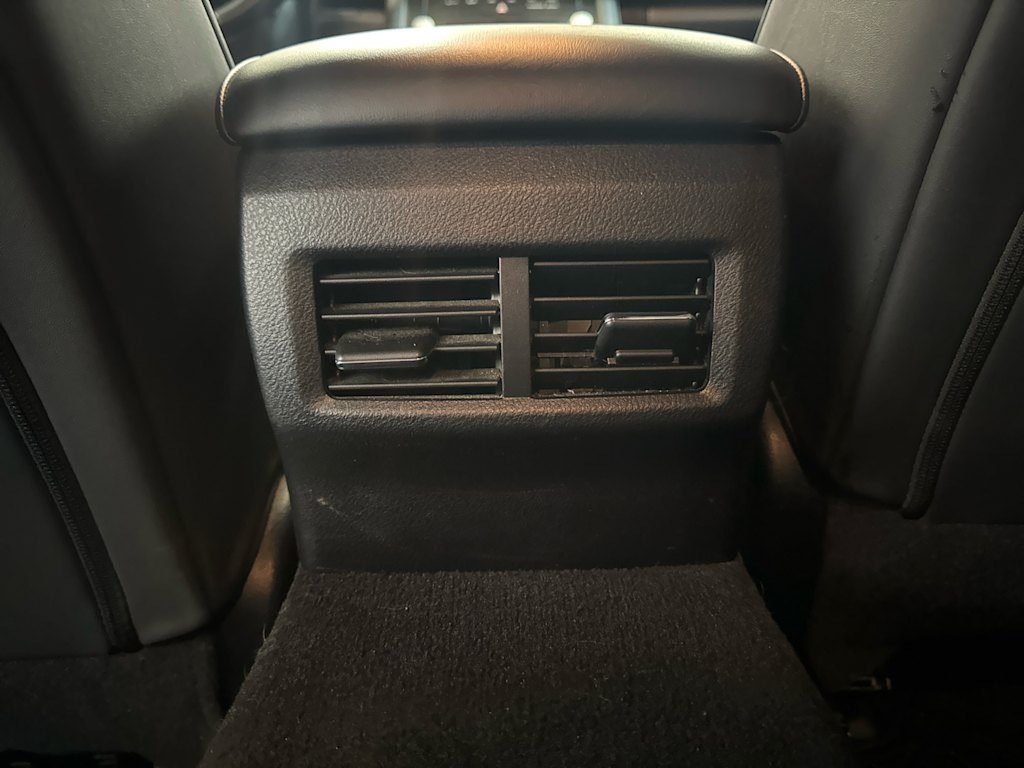 Thumbnail: 2018 Lexus IS - 15