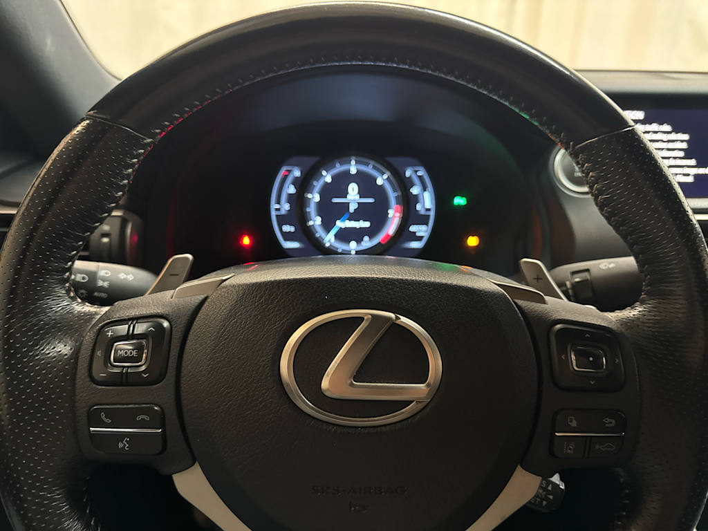 Thumbnail: 2018 Lexus IS - 22