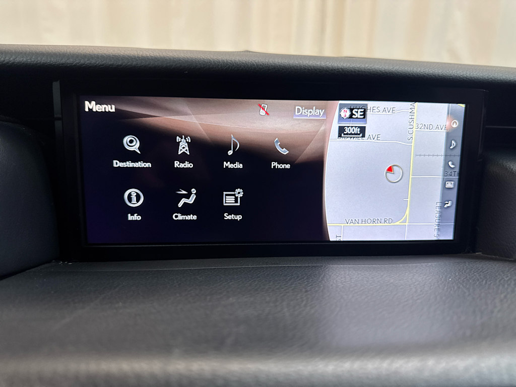 Thumbnail: 2018 Lexus IS - 25