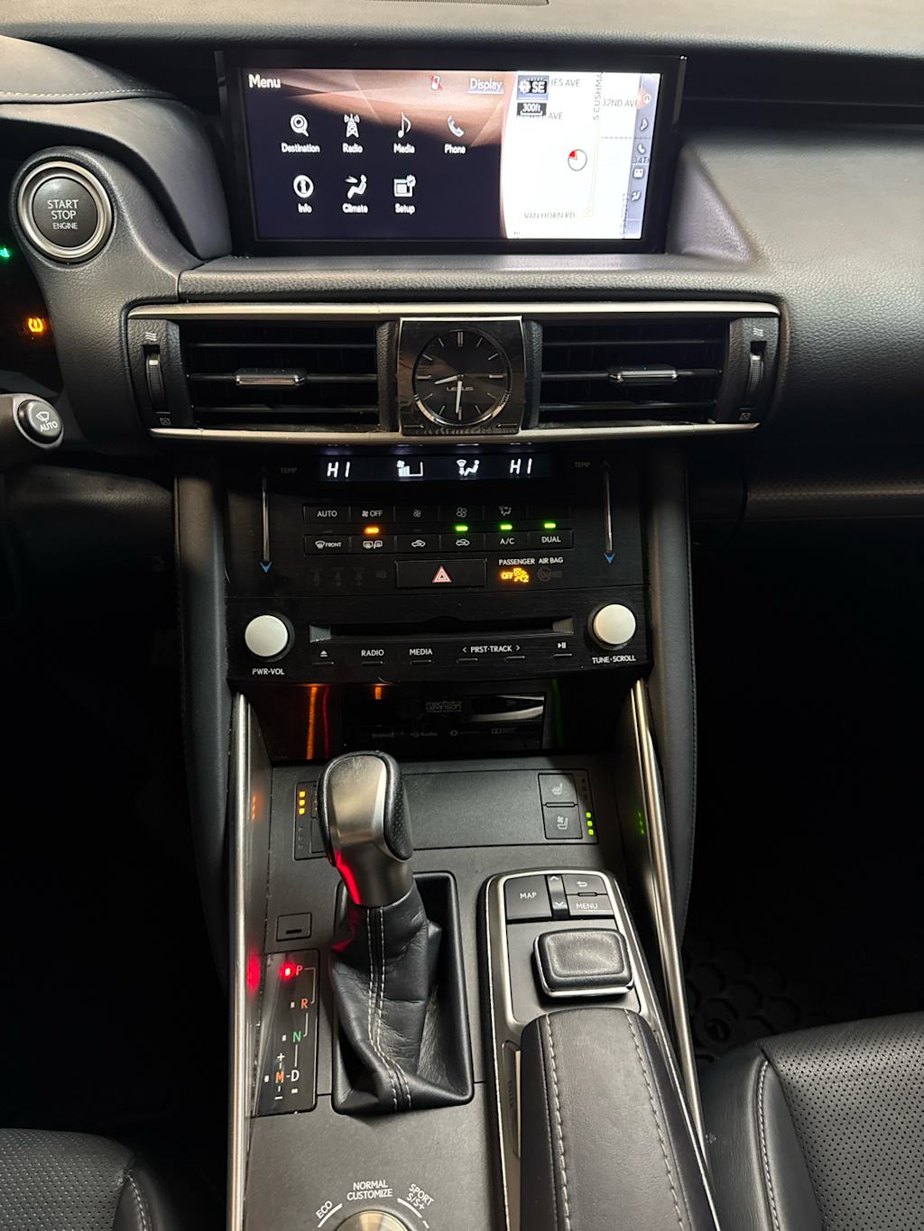 Thumbnail: 2018 Lexus IS - 24