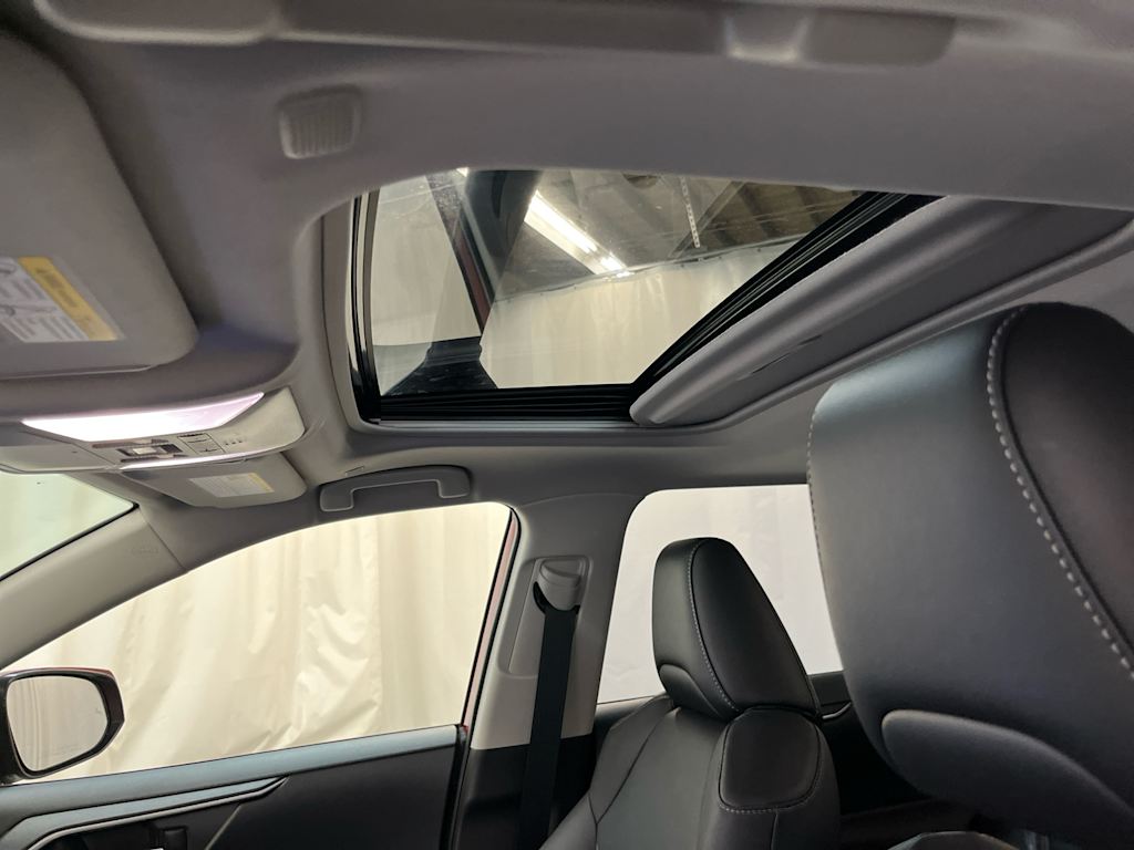 Thumbnail: 2024 Toyota RAV4 - 26