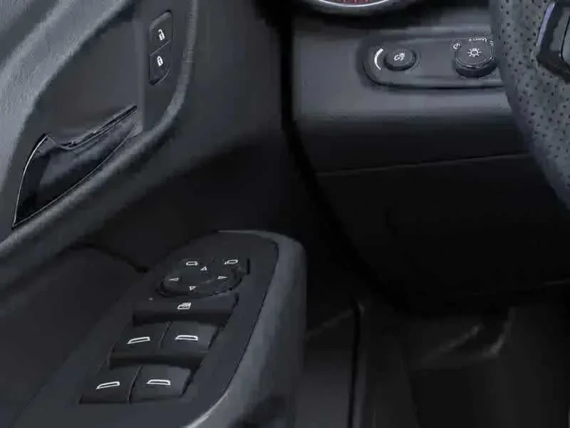 Thumbnail: 2026 Chevrolet Trax - 13