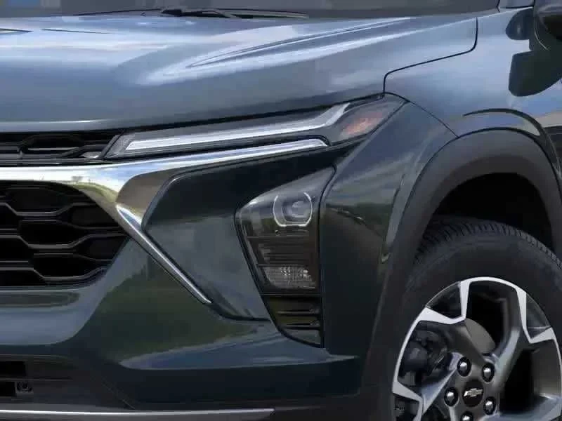Thumbnail: 2026 Chevrolet Trax - 17